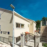 Rilovic - A2 By Interhome * 察夫塔特